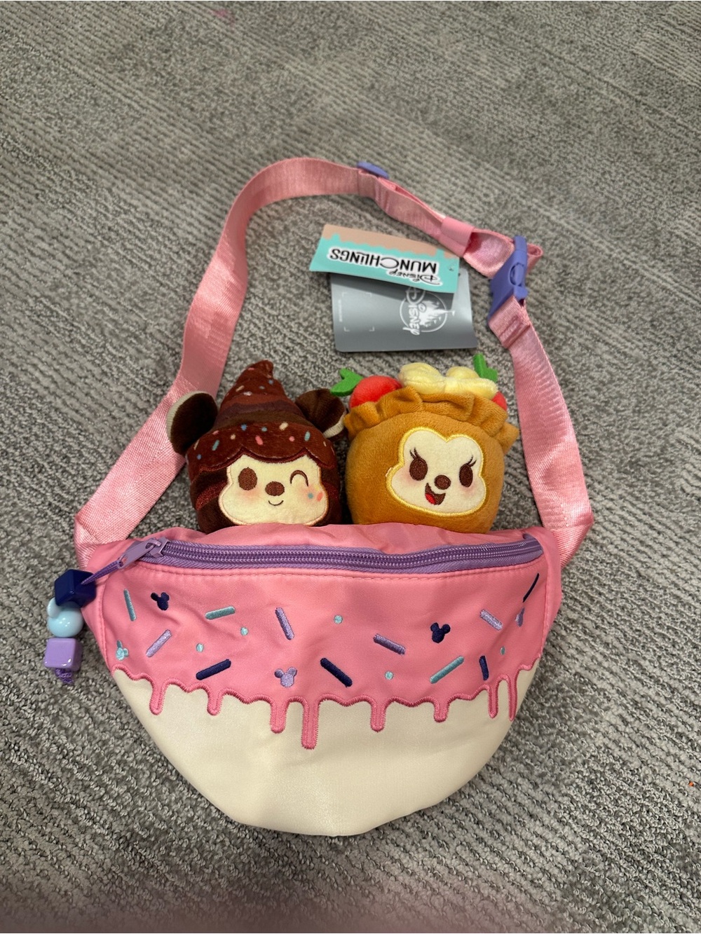 Disney Parks Munchlings Donut Belt Bag Pink Sprinkle Fanny Pack Crossbody NWT